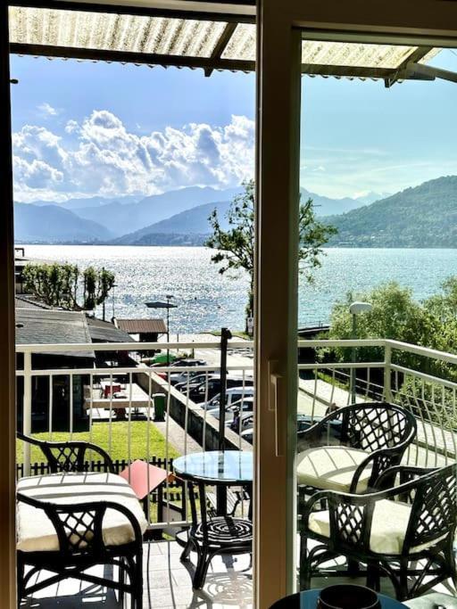 Lilly Del Lago Maggiore Castelveccana Exteriör bild